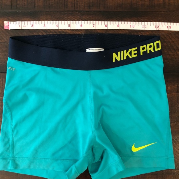 Nike Pro Spandex Shorts - Picture 6 of 7